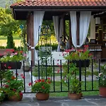 Hotel Family Strannopriemnitza 3*
