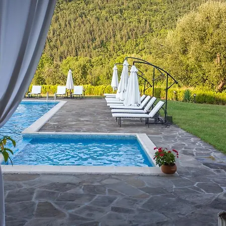 Family Strannopriemnitza Hotel Oreshak (Lovech)