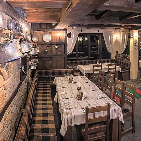 Family Strannopriemnitza Hotel 3*